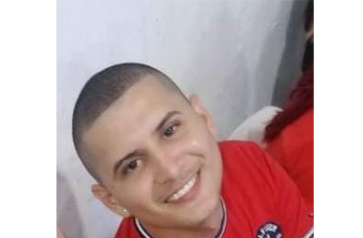Este es Leynner Alexander Legarda Omar, el comerciante asesinado la mañana de este viernes 21 de agosto en el Centro Comercial de Fedecafé, ubicado en el Centro de Barranquilla.//Cortesía Red de Cooperantes.