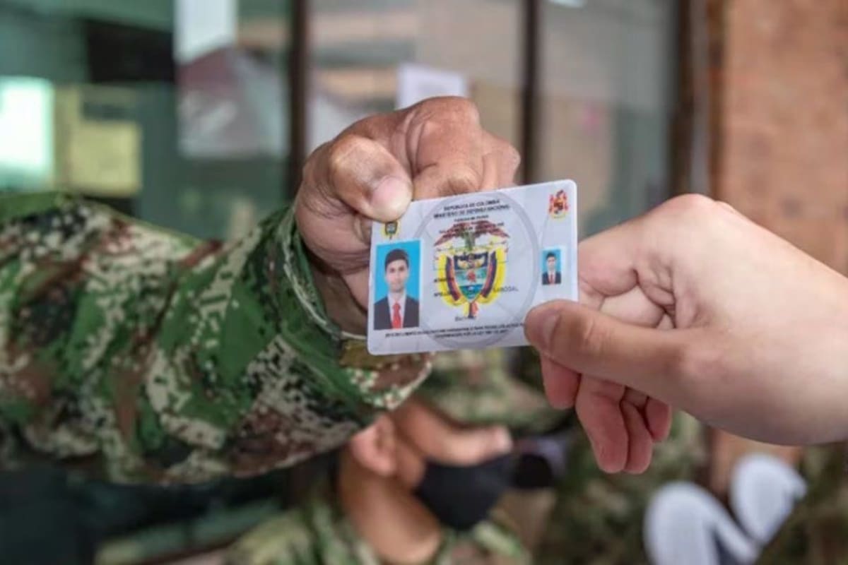 ¿Cómo sacar la libreta militar si eres estudiante? Esto dice la ley colombiana
