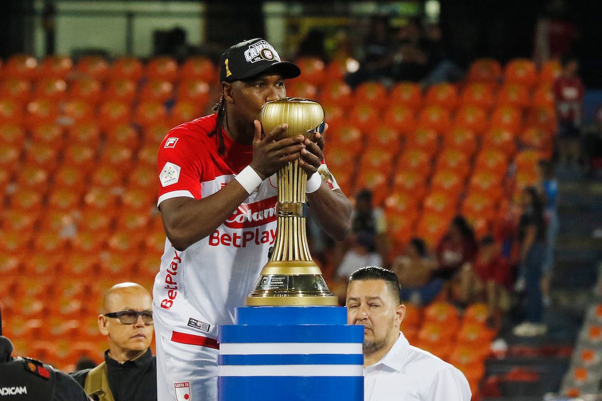 Hugo Rodallega fue la estrella de Santa Fe en la gran final del fútbol colombiano. //Foto, EFE: STR