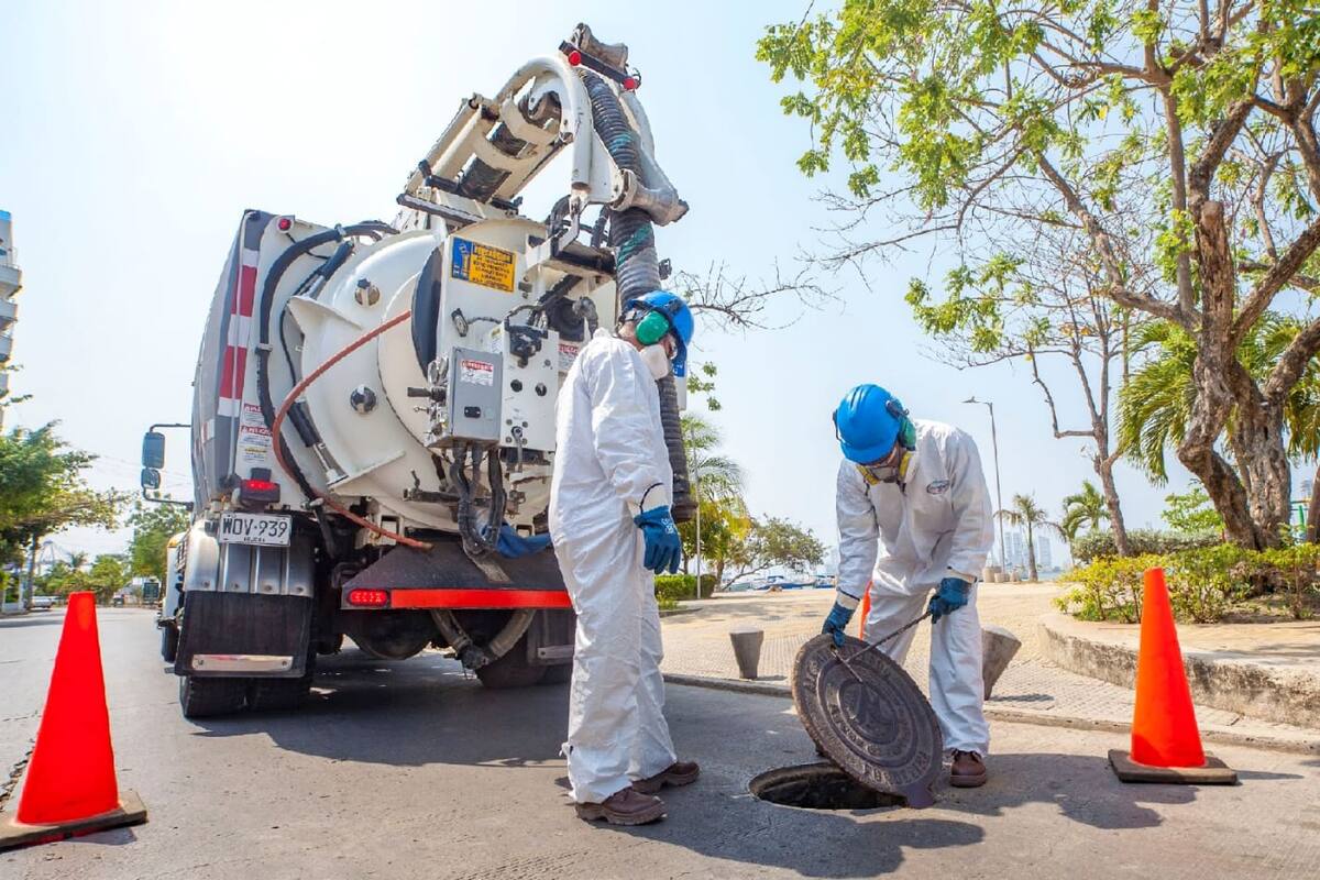 Acuacar hace llamado tras obstrucciones en el alcantarillado