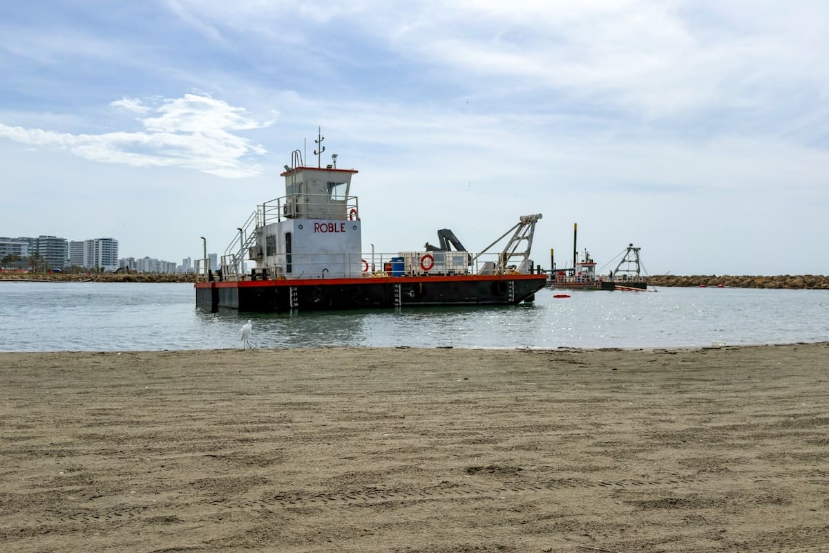 EPA realiza relimpia de manteniminto en la Bocana para remover sedimentos