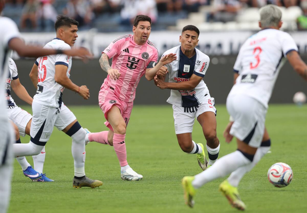 Lionel Messi cayó en su primer partido del año con Inter Miami. //Foto, EFE: Paolo Aguilar