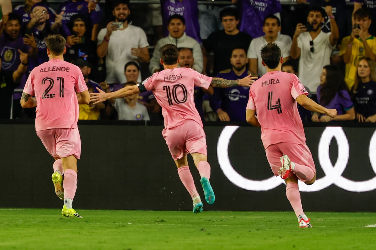 Lionel Messi quiere levantar el trofeo continental. //Foto, AP: Kevin Kolczynski