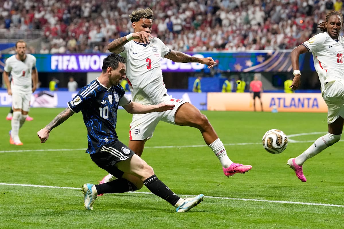 El argentino Lionel Messi metió dos asistencias para conquistar el triunfo de su selección contra Inglaterra en la semifinal del Mundial. //Foto, AP: Rebecca Blackwell