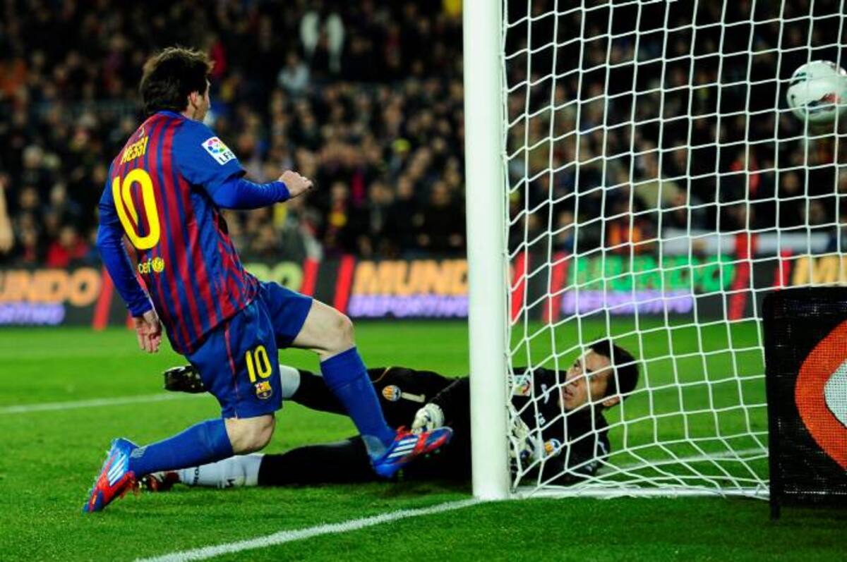 Messi sigue marcando goles en la Liga Española. AFP