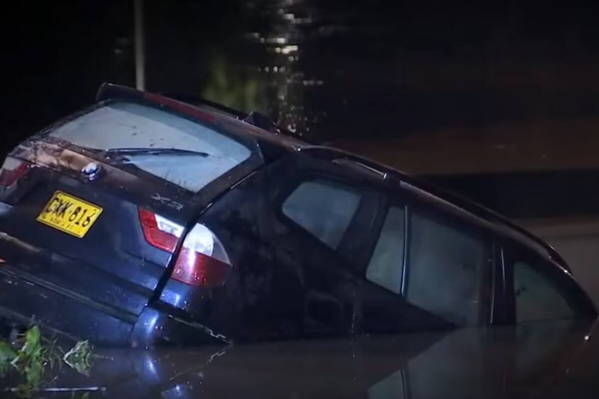 Adulto mayor falleció al caer con su vehículo a un caño durante fuertes lluvias