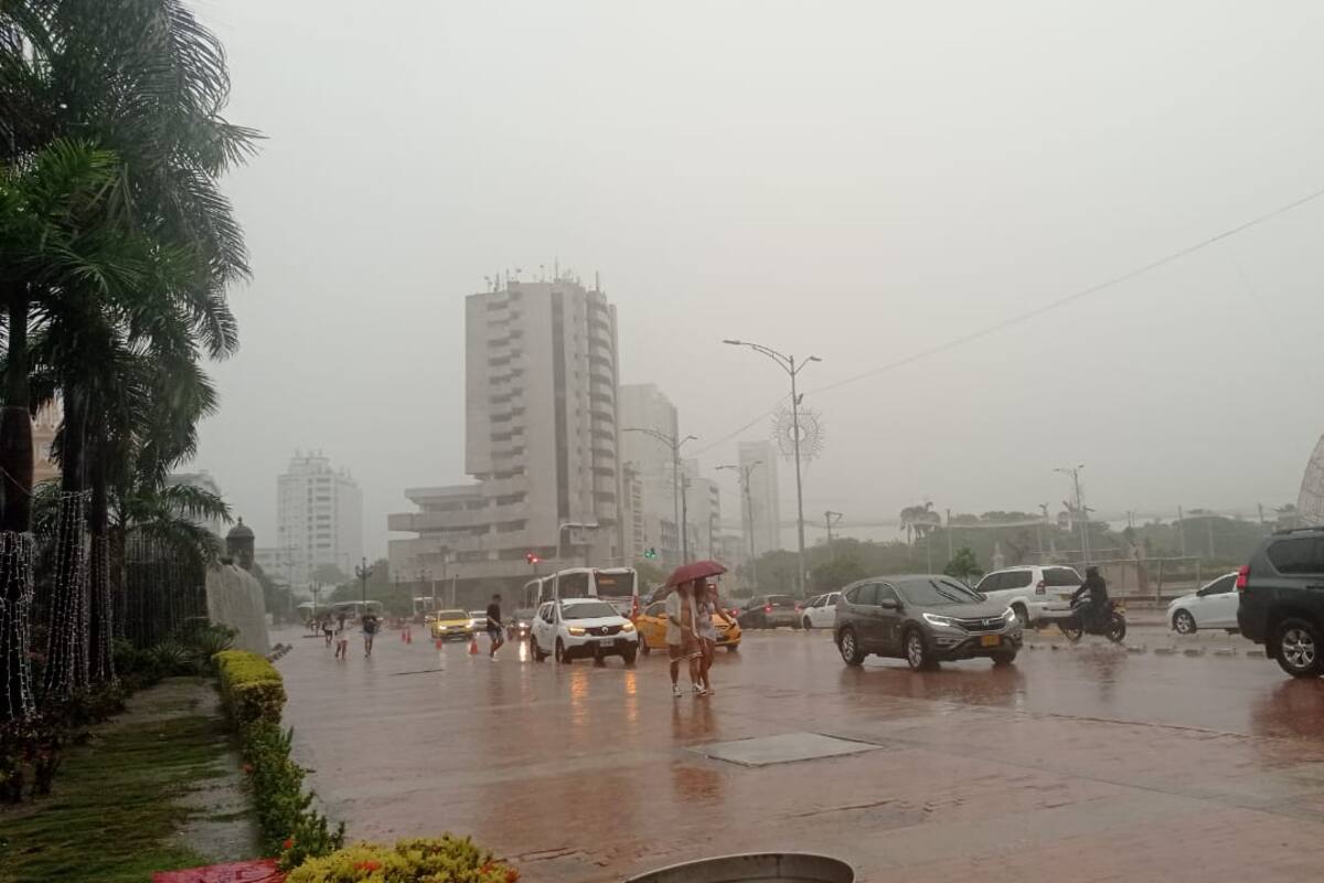 Alerta por fuertes vientos en el Caribe y lluvias en varias ciudades