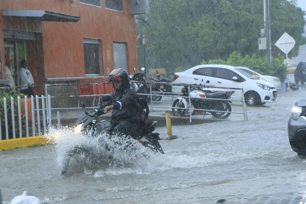 En fotos: torrencial aguacero desata el caos e inundaciones en Cartagena