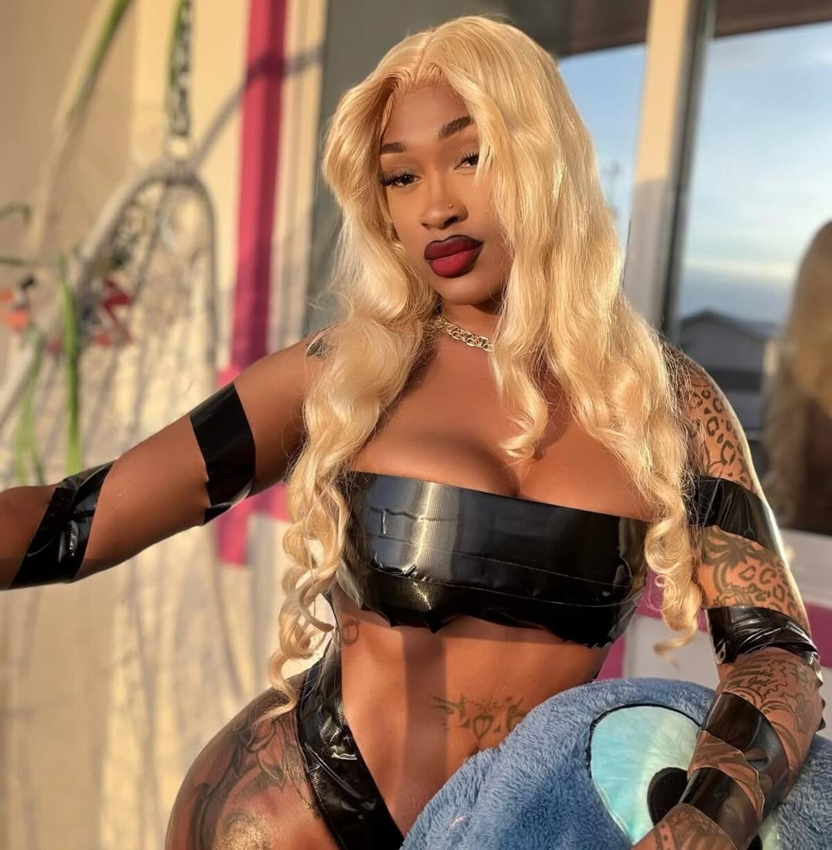 Lola Doll, cuyo nombre real es Lolita Callender, fue atacada a tiros. //Foto tomada de IG: loladoll_gydolly