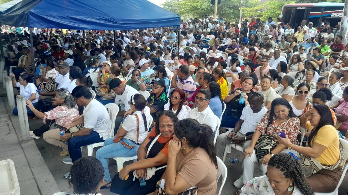 Los docentes piden al Gobierno nacional soluciones concretas. // Foto: Julio Castaño - El Universal