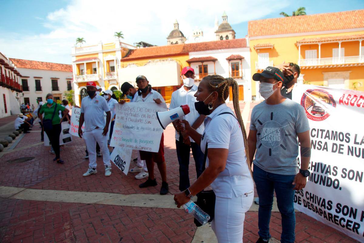 Operadores y vendedores del sector turístico protestan por su reactivación