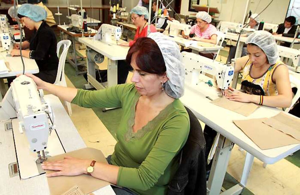 Los exportadores colombianos de sectores, entre otros, como las manufacturas y prendas de vestir, que participaron en la macrorrueda de en Toronto, crearon expectativas de negocios por 20 millones de dólares.