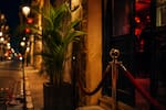 Influencer denuncia que un bar de Cartagena rechazó a su novia por confundirla con trabajadora sexual