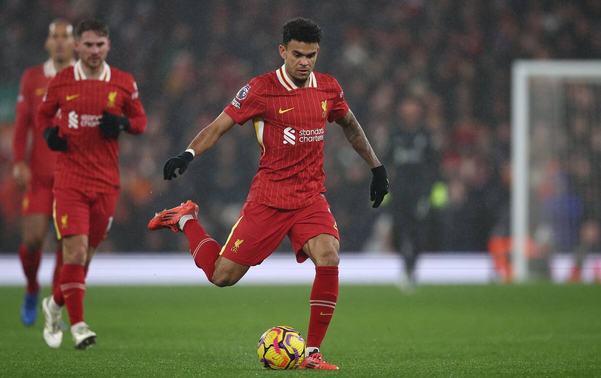 Luis Díaz jugó 60 minutos en el empate del Liverpool. //EFE