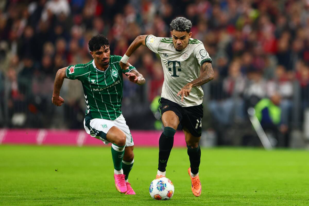 Luis Díaz convirtió un confuso gol en la victoria parcial de Bayern Múnich sobre Wender Bremen. //Foto, EFE: ANNA SZILAGYI