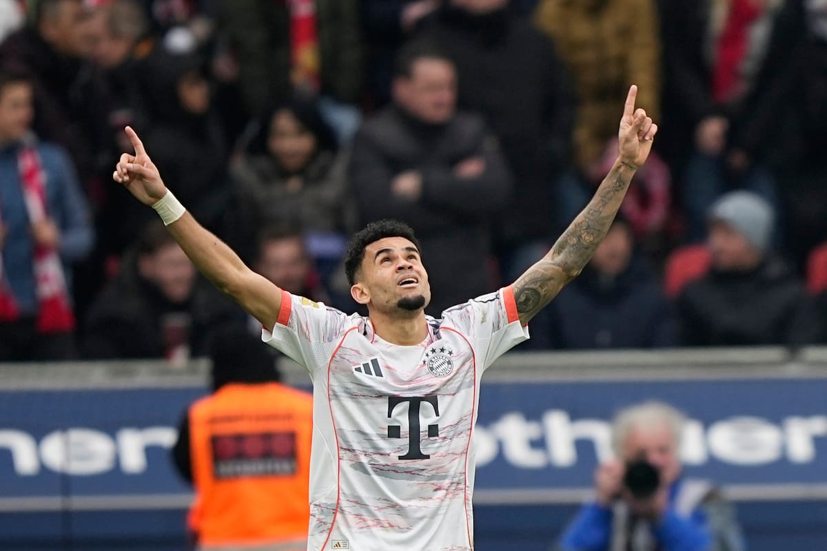 Luis Díaz marcó y salvó al Bayern Múnich de la derrota ante el Bayer Leverkusen. //Foto, AP: Martin Meissner