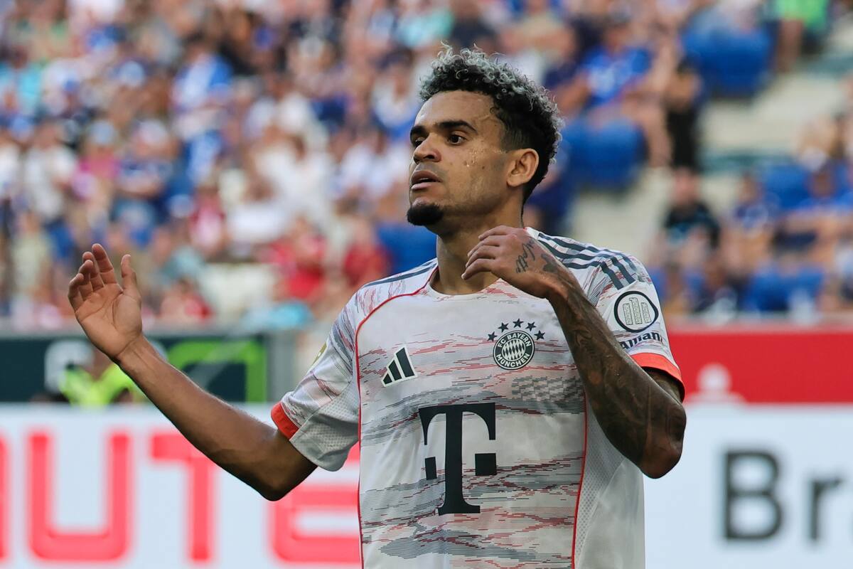 Le llueven críticas a Luis Díaz en Alemania por su partido ante Hoffenheim