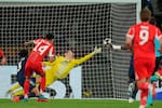 Golazo de Luis Díaz al PSG fue elegido como uno de los mejores en la Champions