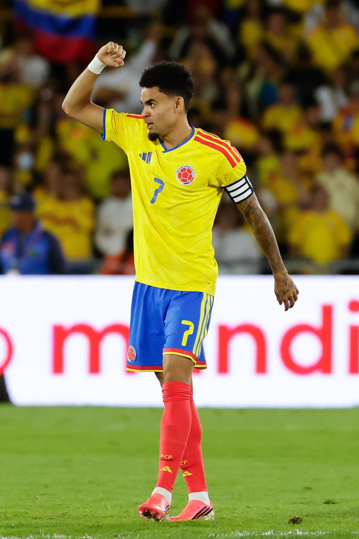 Luis Díaz asistió y marcó en la victoria de Colombia sobre Costa Rica en el amistoso de despedida en el Campín. //Foto, EFE: Mauricio Dueñas Castañeda