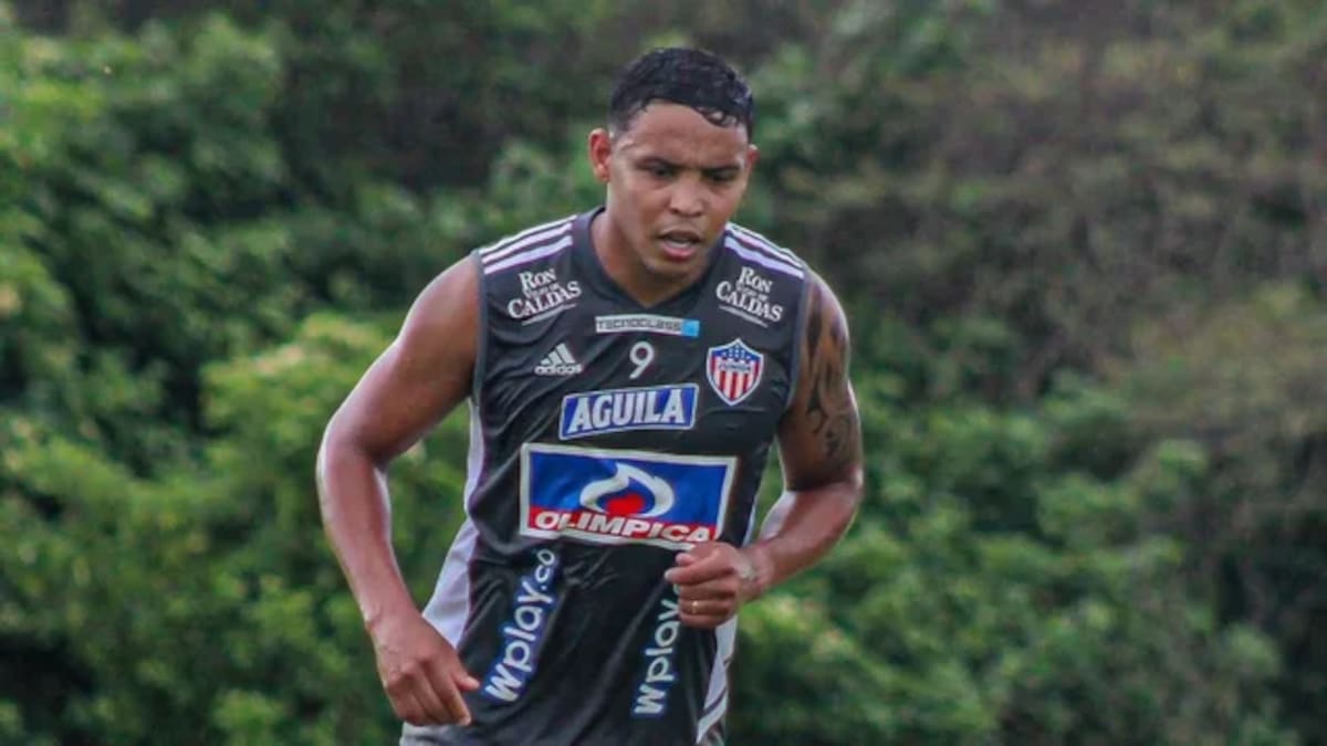 Luis Fernando Muriel ya entrena con el plantel de Junior, aunque aún no ha sido presentado oficialmente.