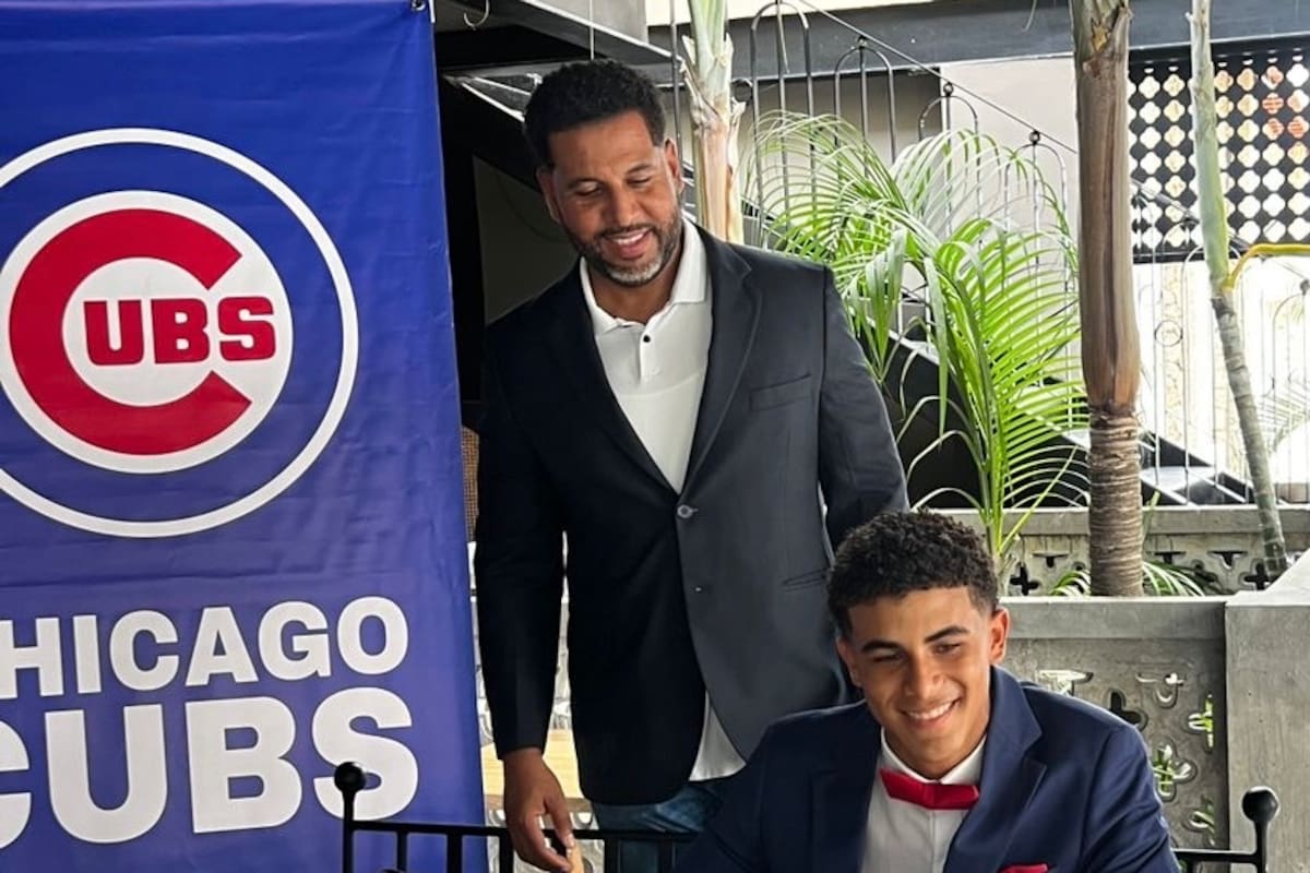 Luis Díaz: el joven que firmó con los Cubs de Chicago con solo 4 meses como pitcher