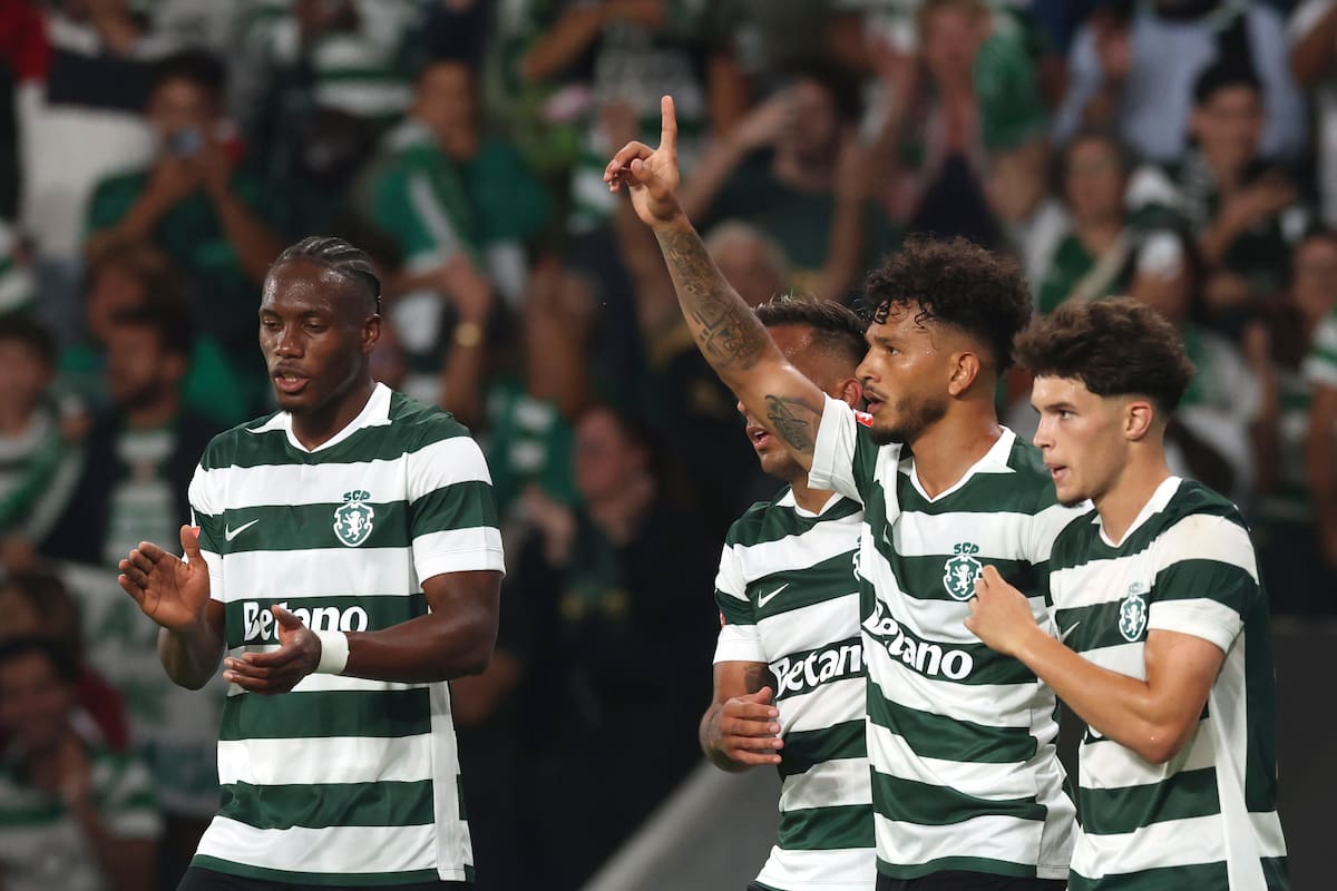 Luis Javier Suárez (2-D) se quedará en el Sporting de Lisboa. //Foto, EFE: LUIS FORRA
