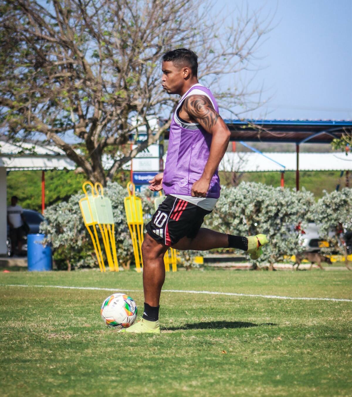 Luis Fernando Muriel fue convocado por Junior para el juego de este jueves ante el Once Caldas en Manizales por al sexta fecha de la Liga BetPlay Dimayor.//Cortesía @JuniorClubSA.