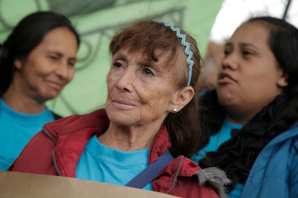 Madres comunitarias se declaran en paro total por falta de garantías