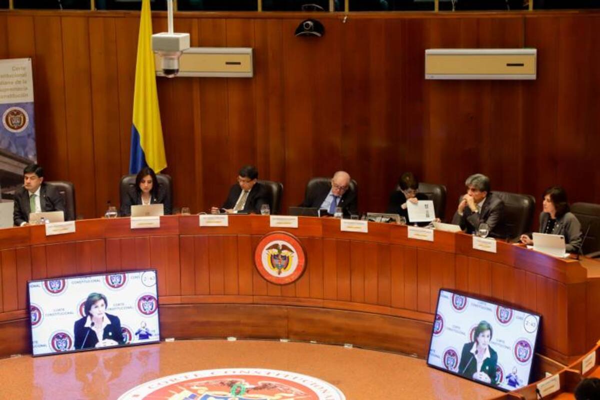 Fiscalía abre investigación por posibles chuzadas a la Corte Constitucional