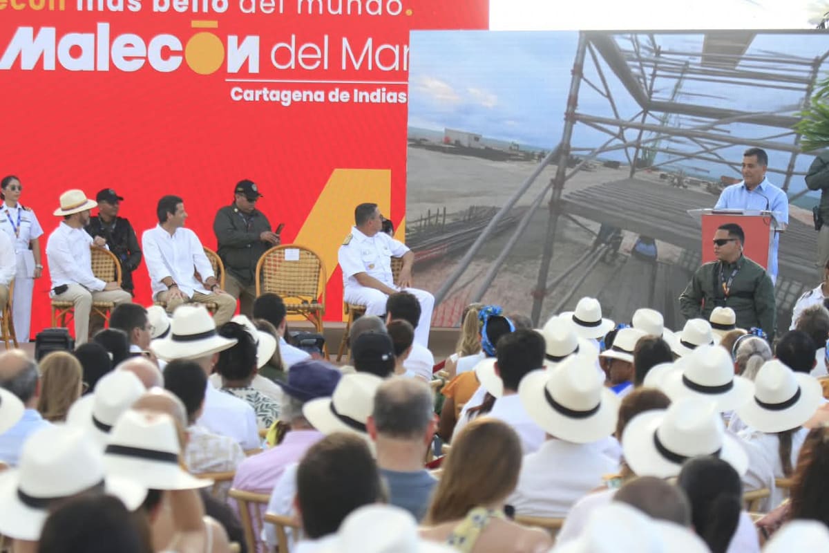 En la inauguración asistieron el presidente De la Espriella y el ministro de Comercio, Industria y Turismo Gómez Amín. // Foto: Julio Castaño - El Universal.