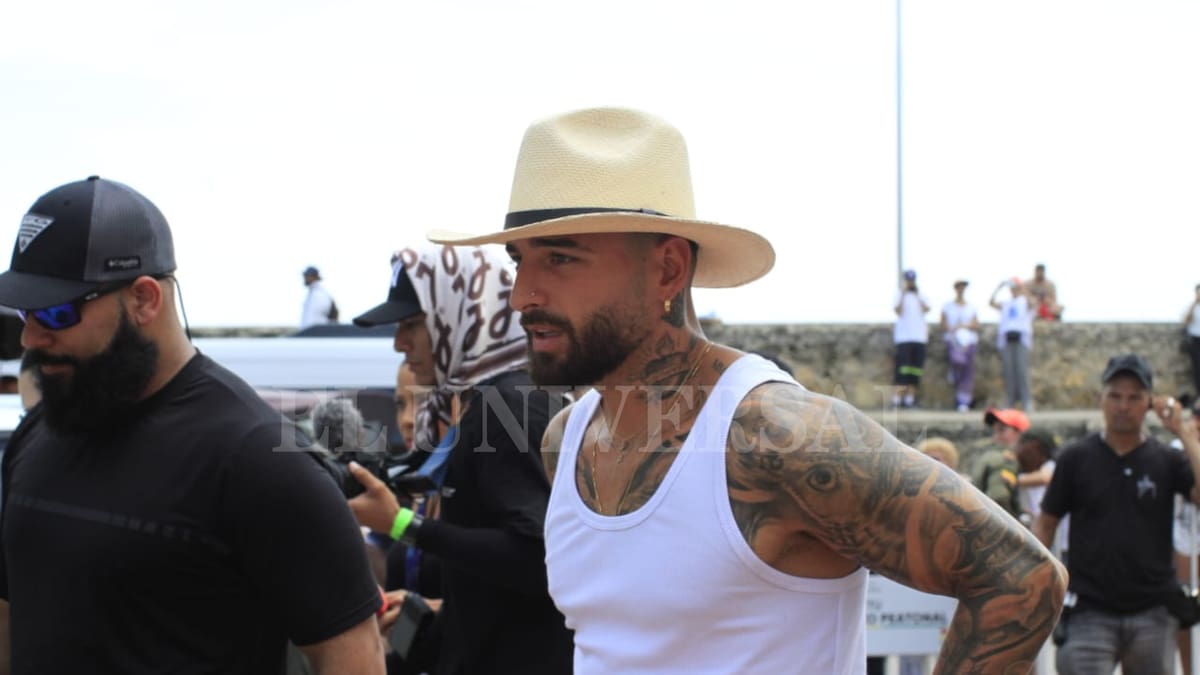 Maluma se encontró con sus fanáticos en Cartagena. //Foto: Julio Castaño- El Universal.