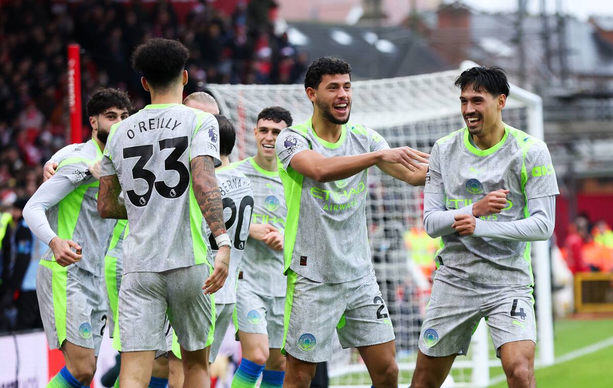 Manchester City se puso como líder en Premier League a esperas de lo que haga Arsenal. //Foto, AP: Barrington Coombs/PA