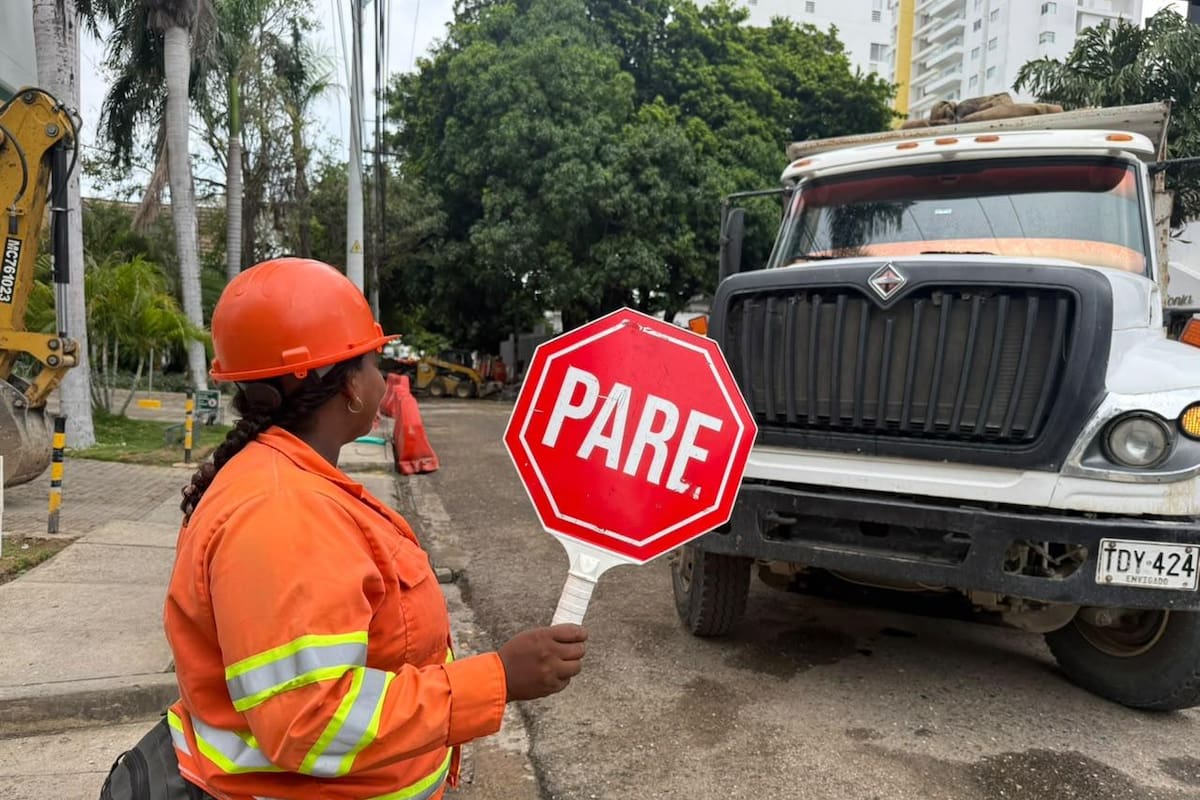 Obras en la tercera avenida de Manga obligan a desviar el tráfico: así quedaron las nuevas rutas