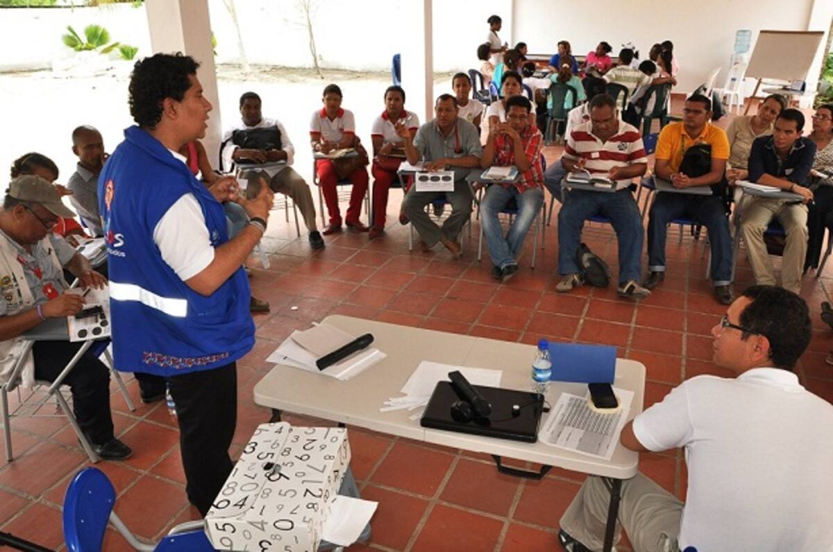 Las mesas de trabajo para definir los aspectos más importantes para intervención estatal fue intensa y prolongada.