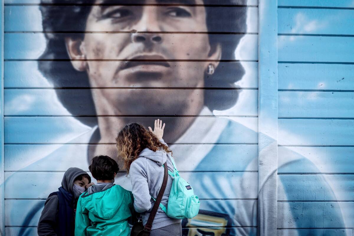 ¿Por qué trasladaran el cuerpo de Maradona a un mausoleo en Buenos Aires?