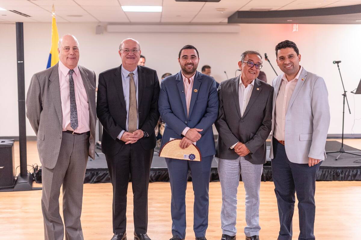 Celebración en Washington: Colombia conmemora su independencia con Marca Bolívar
