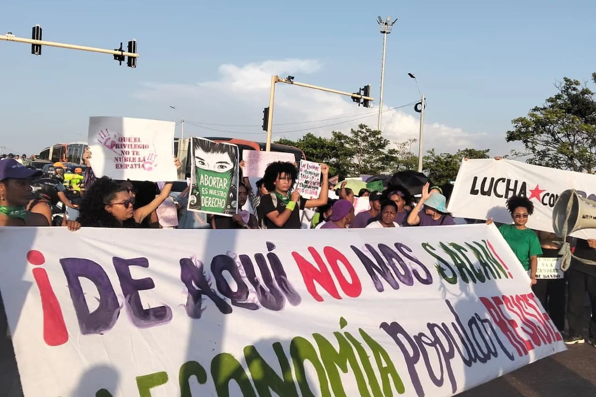 Día de la Mujer 2026: realizan marcha en el Centro Histórico de Cartagena