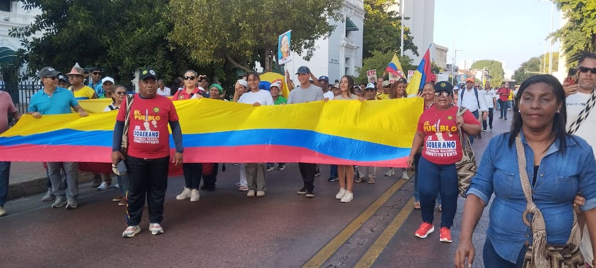 Manifestantes se movilizarán en Cartagena en contra el Gobierno de Abelardo de la Espriella. // Foto: Oscar Díaz.