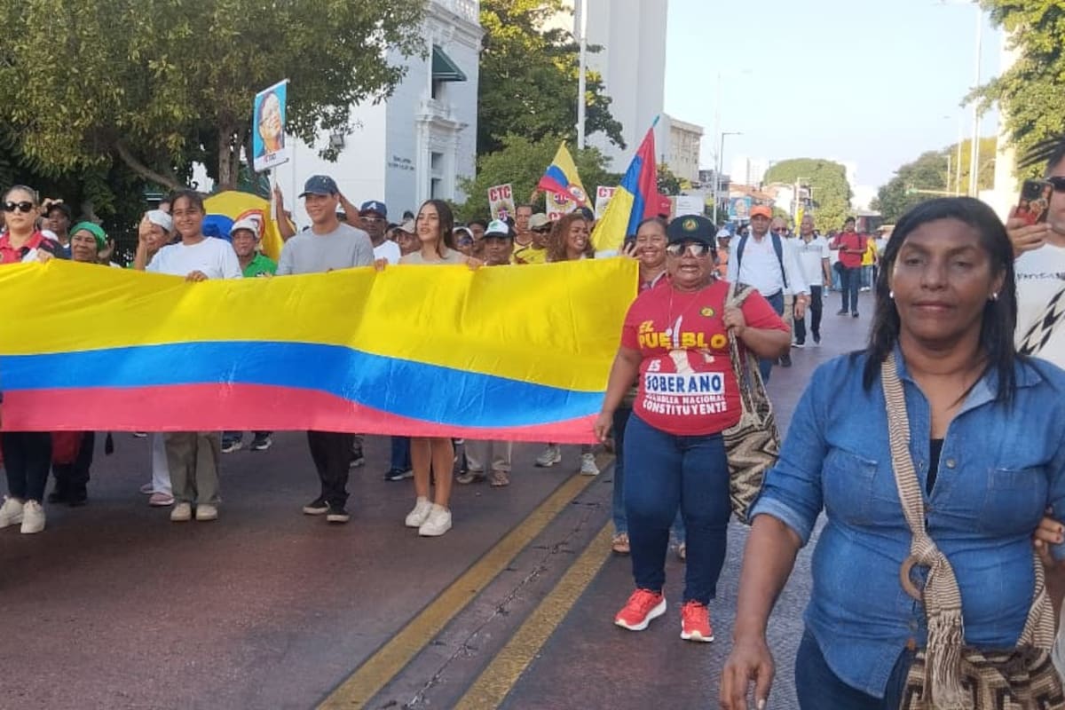 Así va la marcha en Cartagena a favor de Petro tras tensión con Trump
