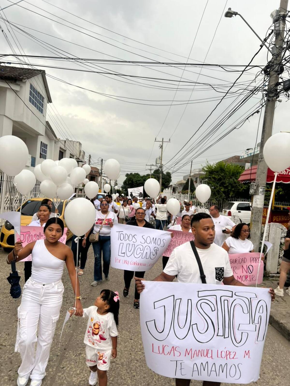 Marcha por Lucas López Montemiranda en el barrio Las Gaviotas.