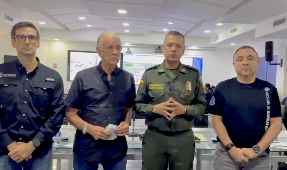 El gobernador del Atlántico, Eduardo Verano y comandante de la Policía Metropolitana, general Edwin Urrego, destacaron que las marchas convocadas por el presidente Gustavo Petro en Barranquilla estuvieron tranquilas y seguras.//Cortesía.