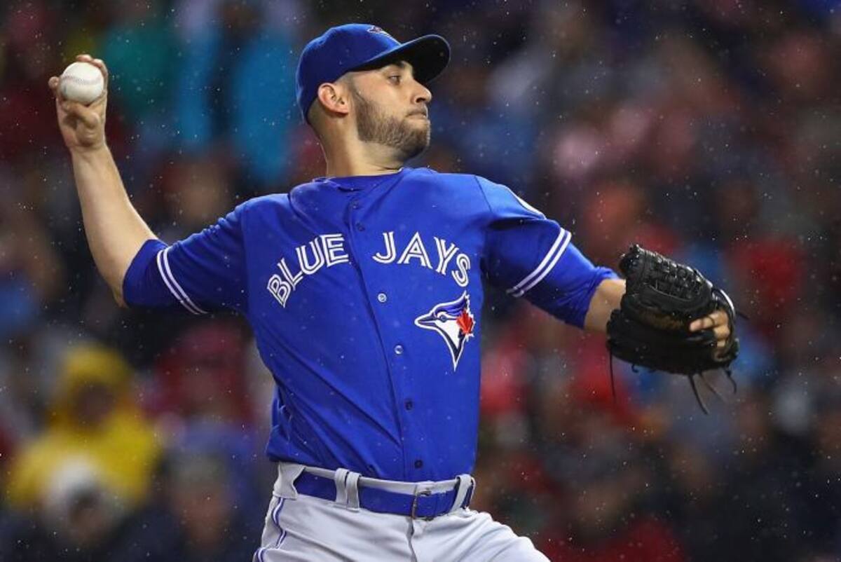 Marco Estrada abrirá el juego hoy por los Azulejos de Toronto, que enfrentan a los Rangers. AFP