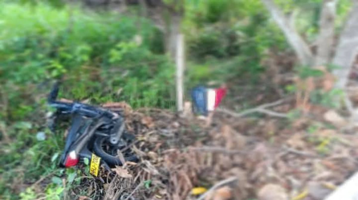 El cuerpo de la joven lo hallaron en la vía La Mata-La Gloria, en el departamento del Cesar, en la la mañana de este miércoles 25 de diciembre de 2024.