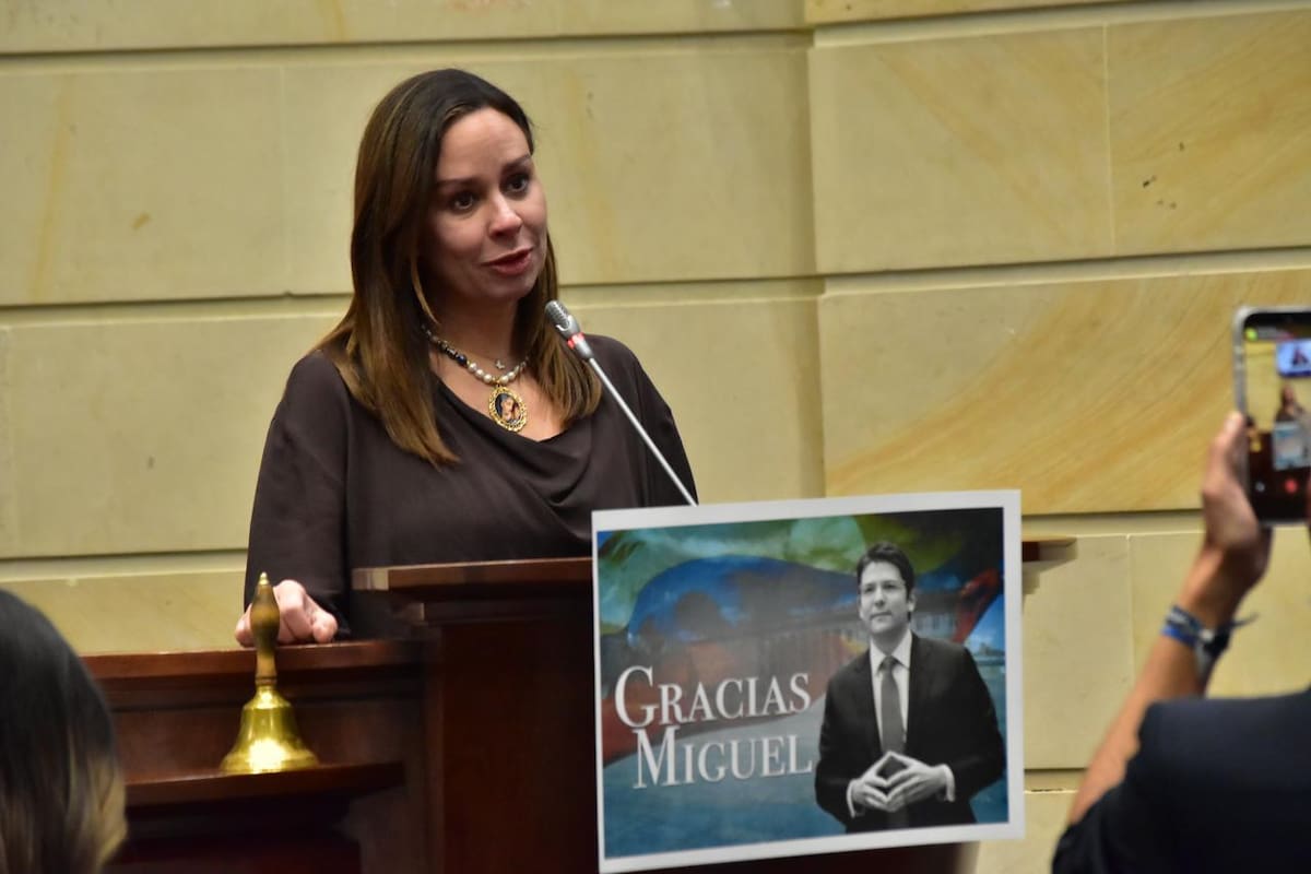 “La orden salió del Congreso”: María Claudia Tarazona sobre el crimen de Miguel Uribe
