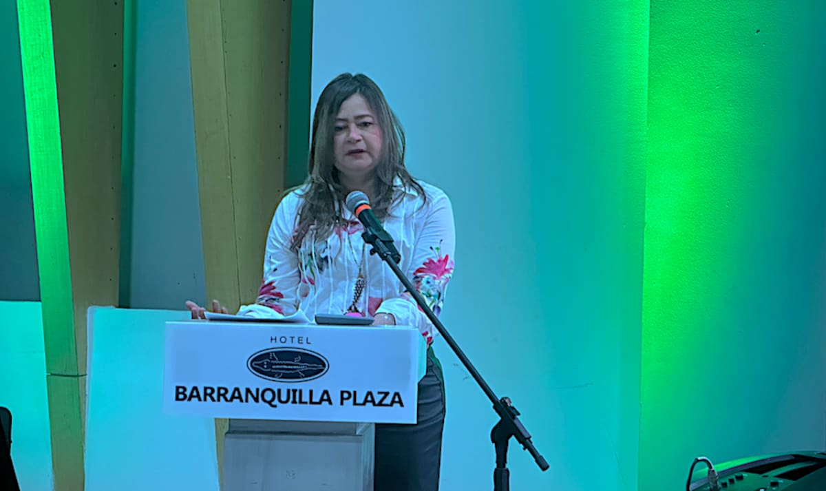 María Fernanda Rojas, ministra de Transporte de Colombia, durante su presentación en el Hotel Barranquilla Plaza.//El Universal.