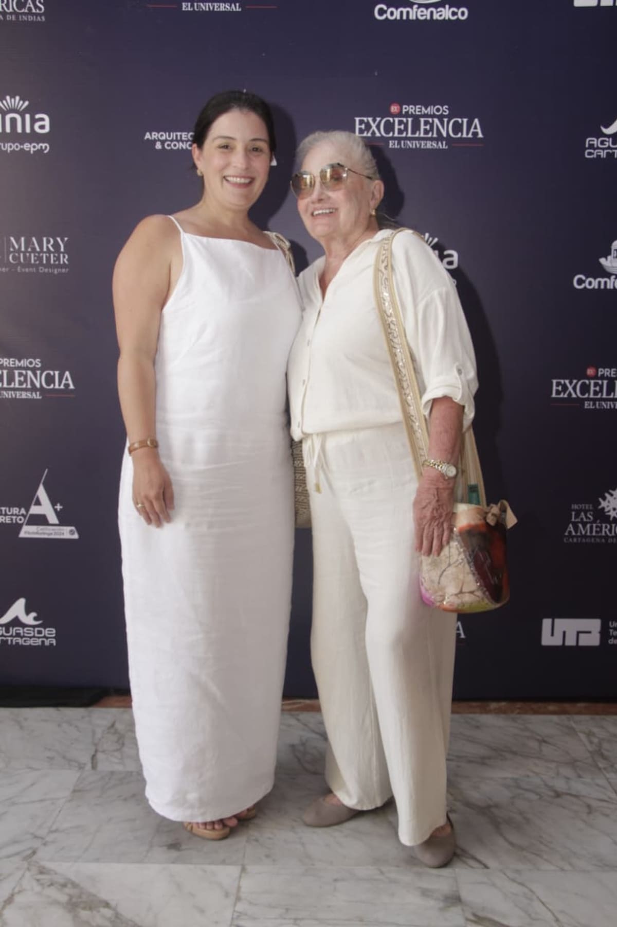 María Irizarri y Martha Foschini.