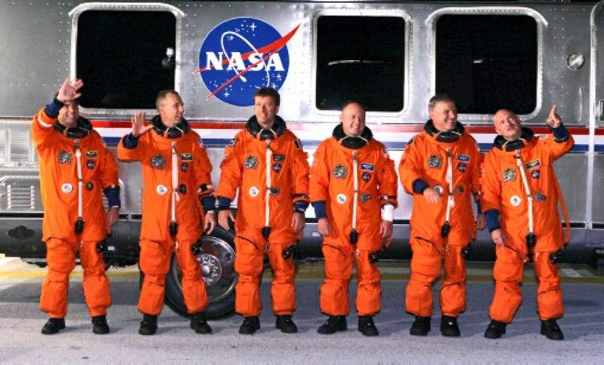 Tripulación del transbordador Endeavour. AP John Raoux