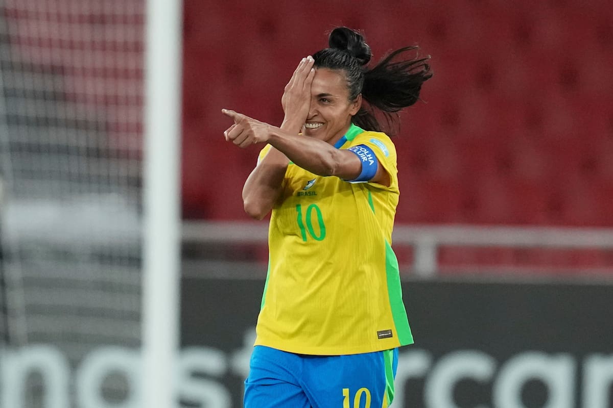 Marta fue protagonista en la victoria de Brasil sobre Uruguay en la semifinal. //Foto, AP: Dolores Ochoa