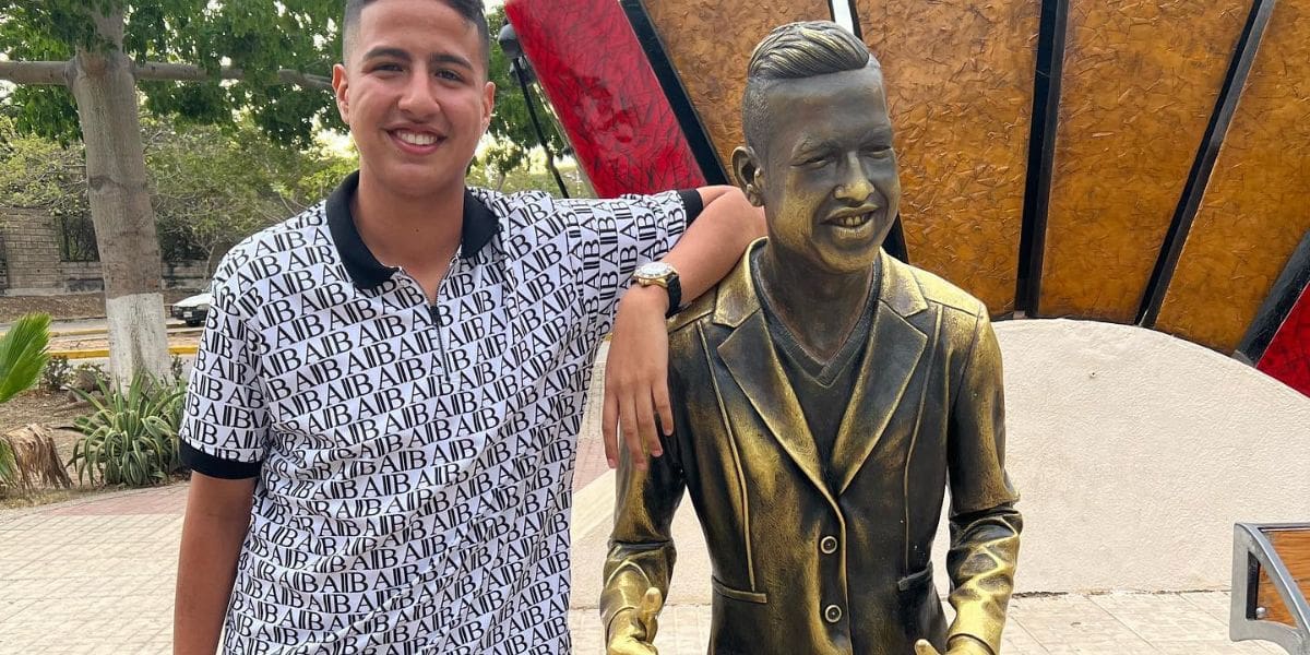 Martín Elías Jr. se estrenó como cantante vallenato en el 2024 con su primer álbum musical creado de la mano de Rolando Ochoa.// Foto: IG @martineliasjr.