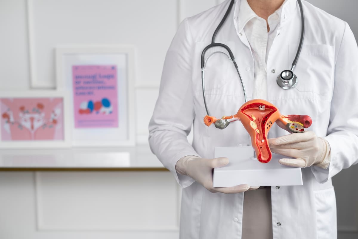 Más de 2.000 mujeres enfrentan cada año cáncer de ovario en Colombia
